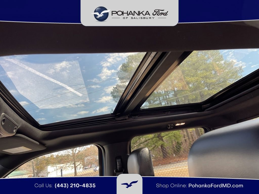 Certified 2019 Ford F150 Raptor w/ Equipment Group 802A Luxury image 21