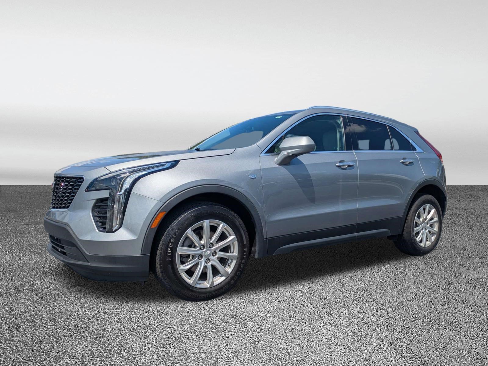 Certified 2023 Cadillac XT4 Luxury w/ Cold Weather Package AWD/4WD image 1
