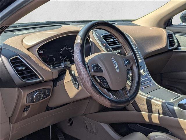 Used 2018 Lincoln MKX Reserve w/ Driver Assistance Package FWD image 9