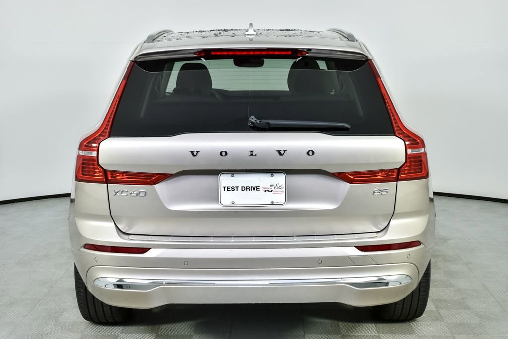 Certified 2023 Volvo XC60 B5 Ultimate w/ Protection Package Premier image 31