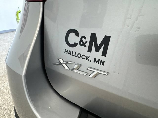 Used 2020 Ford Explorer XLT w/ Comfort Package AWD/4WD image 11
