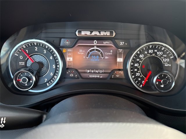 Used 2023 RAM 1500 Laramie image 24
