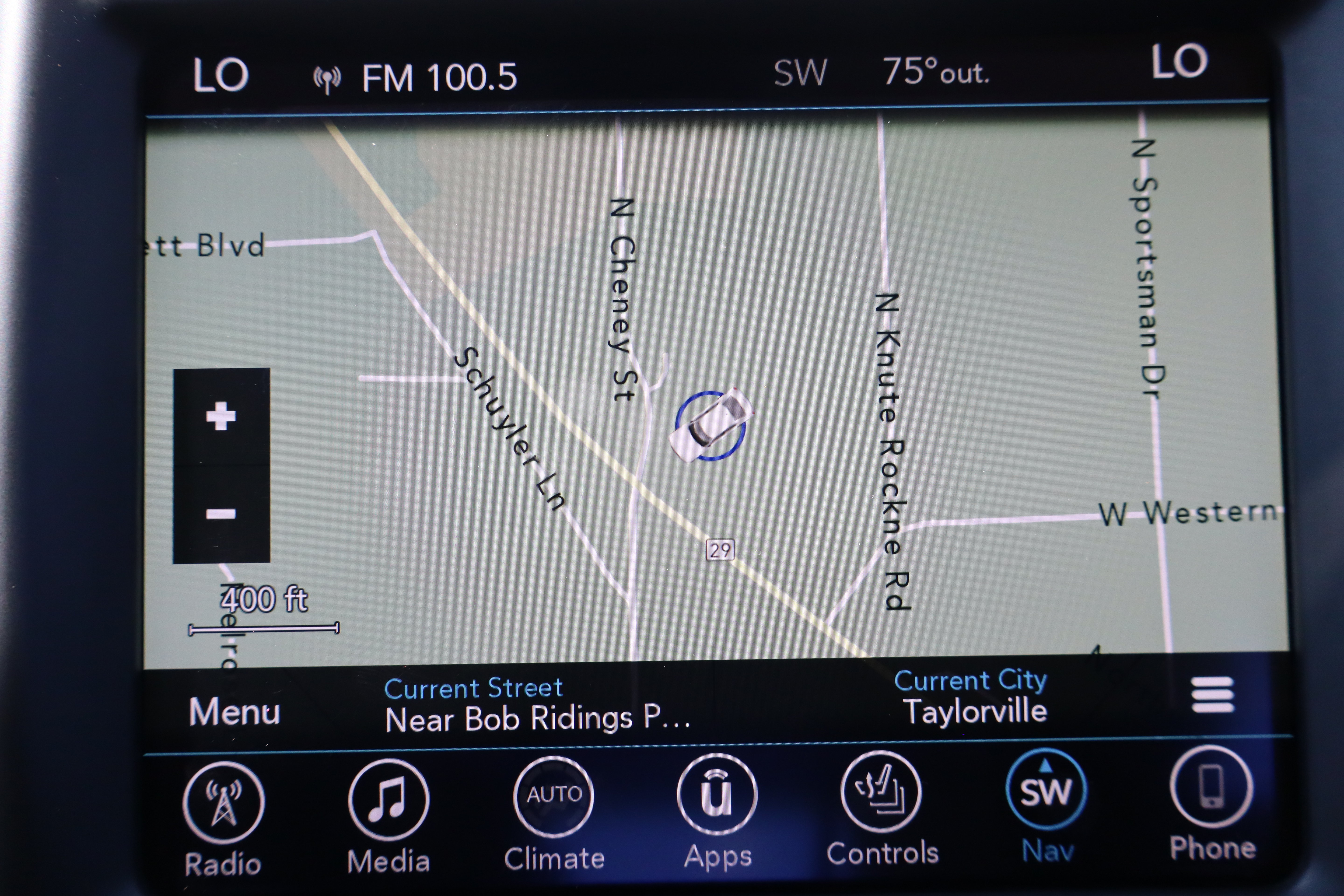 Used 2017 Chrysler 300 C AWD/4WD image 20