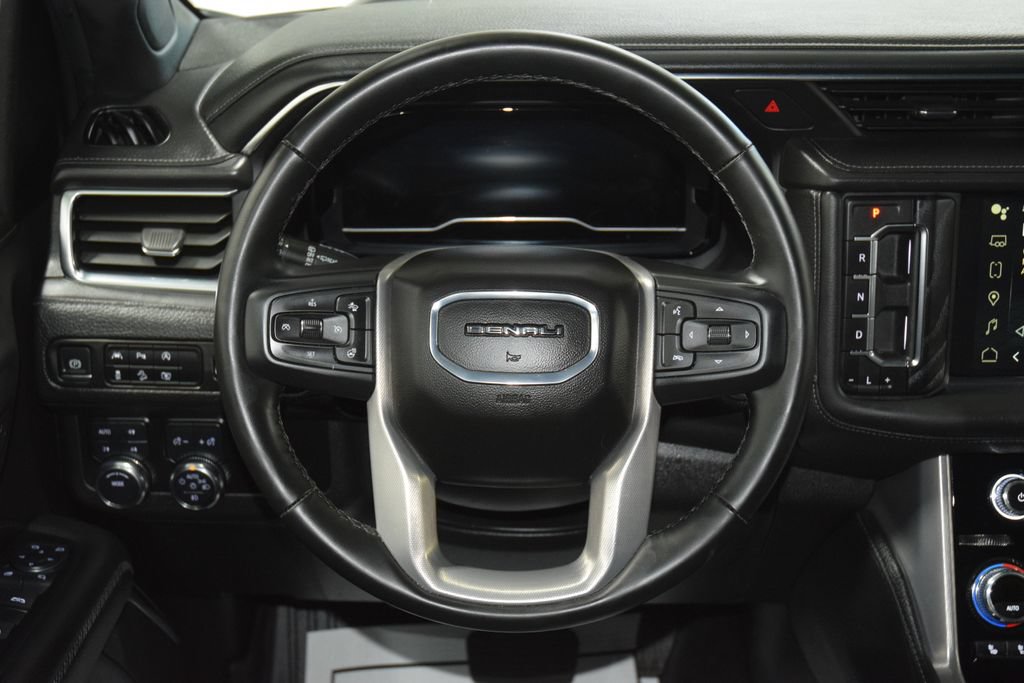 Used 2024 GMC Yukon XL Denali AWD/4WD image 38