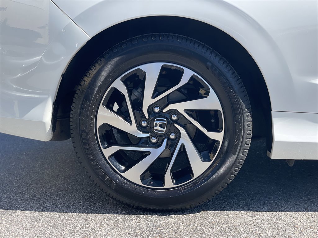 Used 2018 Honda Civic LX image 36