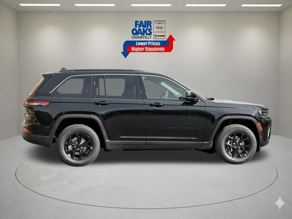 New 2026 Jeep Grand Cherokee Altitude AWD/4WD image 6