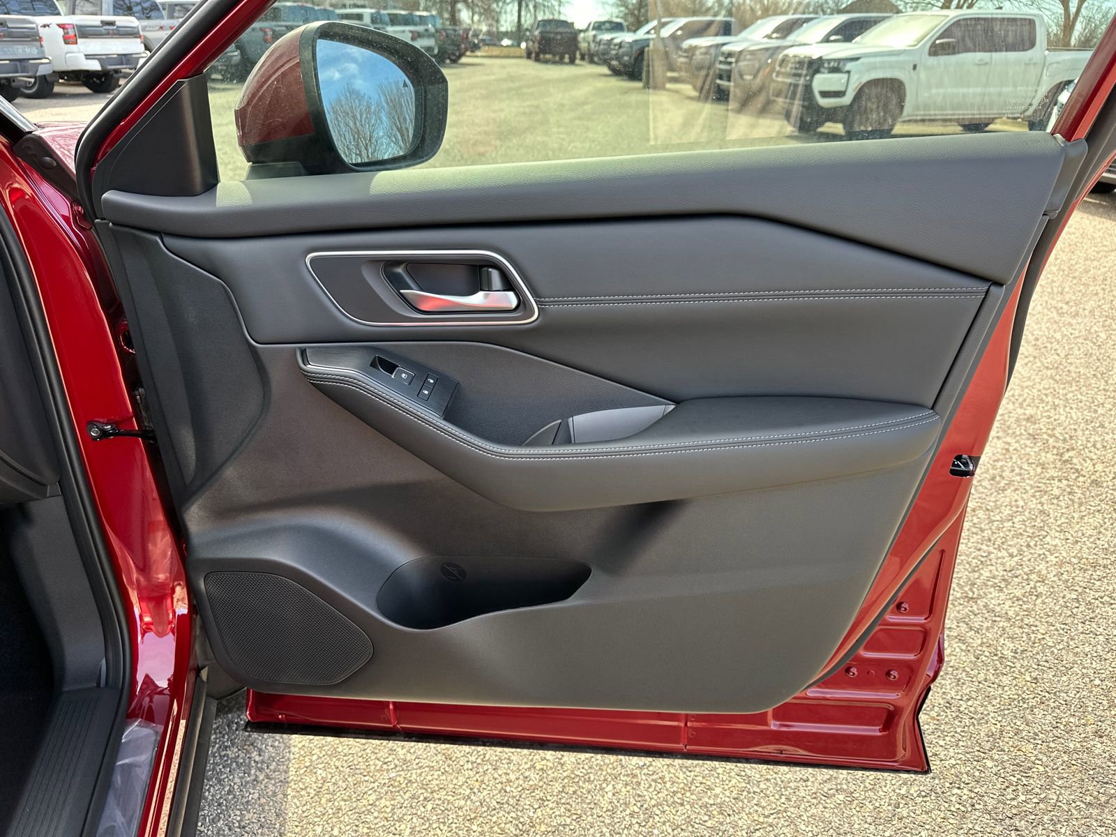 New 2026 Nissan Rogue Platinum w/ Tech Package image 14