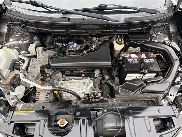Used 2015 Nissan Rogue S image 25