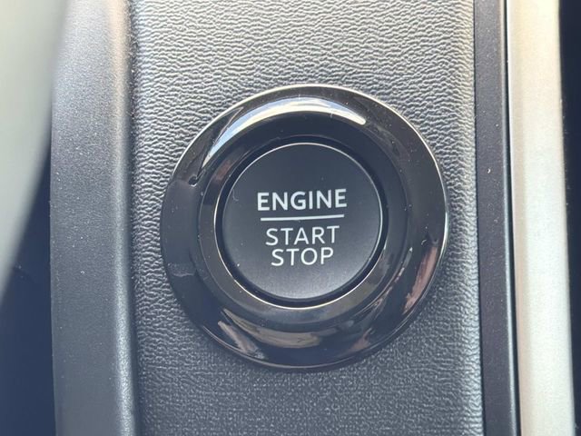 Certified 2025 Ford Expedition Active AWD/4WD image 33