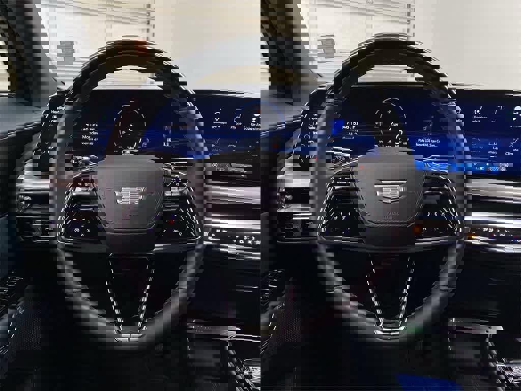 Certified 2024 Cadillac Lyriq Luxury w/ Nappa Leather Package image 20