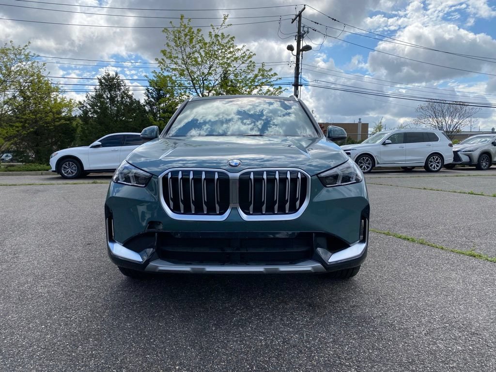New 2026 BMW X1 xDrive28i AWD/4WD image 2