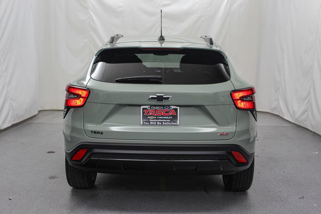 Used 2024 Chevrolet Trax RS w/ Driver Confidence Package FWD image 8