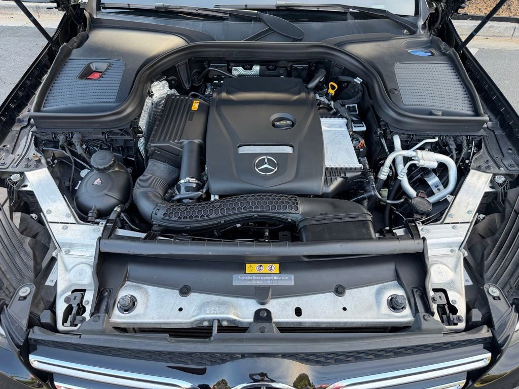 Used 2019 Mercedes-Benz GLC 300 4MATIC image 6
