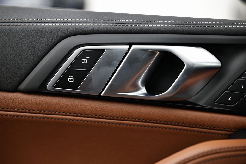 New 2026 BMW X6 M60i w/ Executive Package image 15