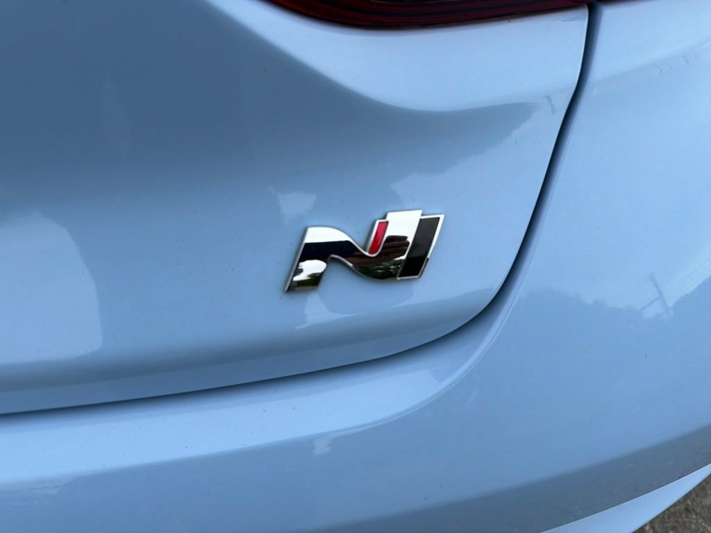 Used 2022 Hyundai Veloster N FWD image 16