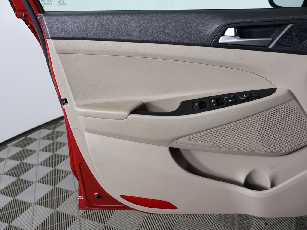 Used 2021 Hyundai Tucson Value w/ Cargo Package image 19