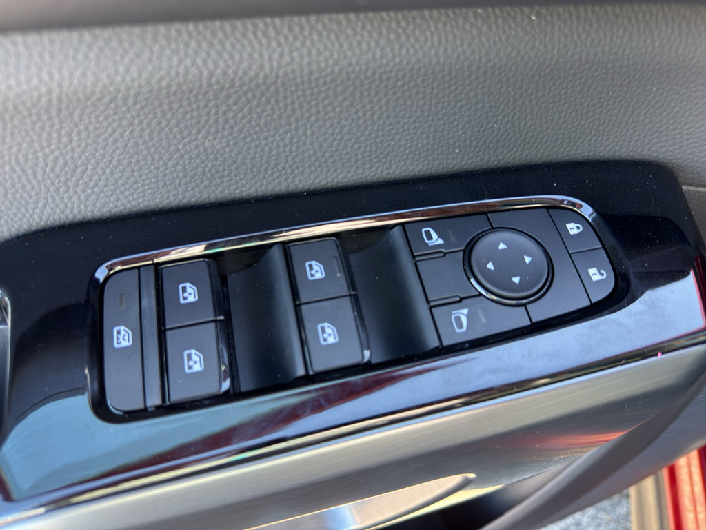 New 2026 Nissan Pathfinder SL AWD/4WD image 12