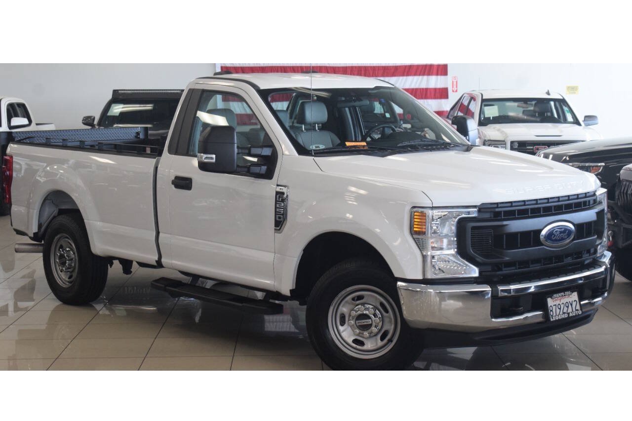 Used 2020 Ford F250 XL w/ Power Equipment Group RWD image 1