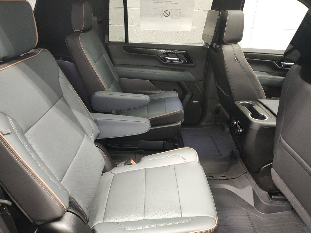 New 2026 GMC Yukon XL AT4 w/ AT4 Premium Plus Package image 12
