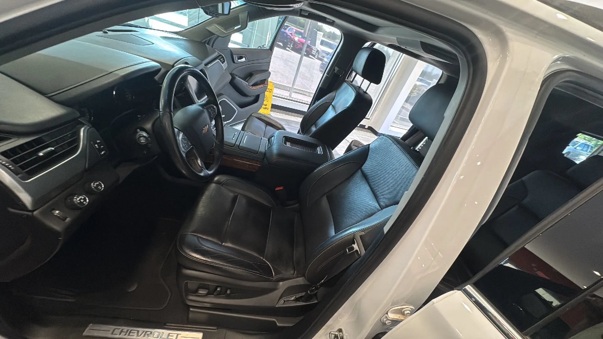 Used 2019 Chevrolet Tahoe Premier AWD/4WD image 31