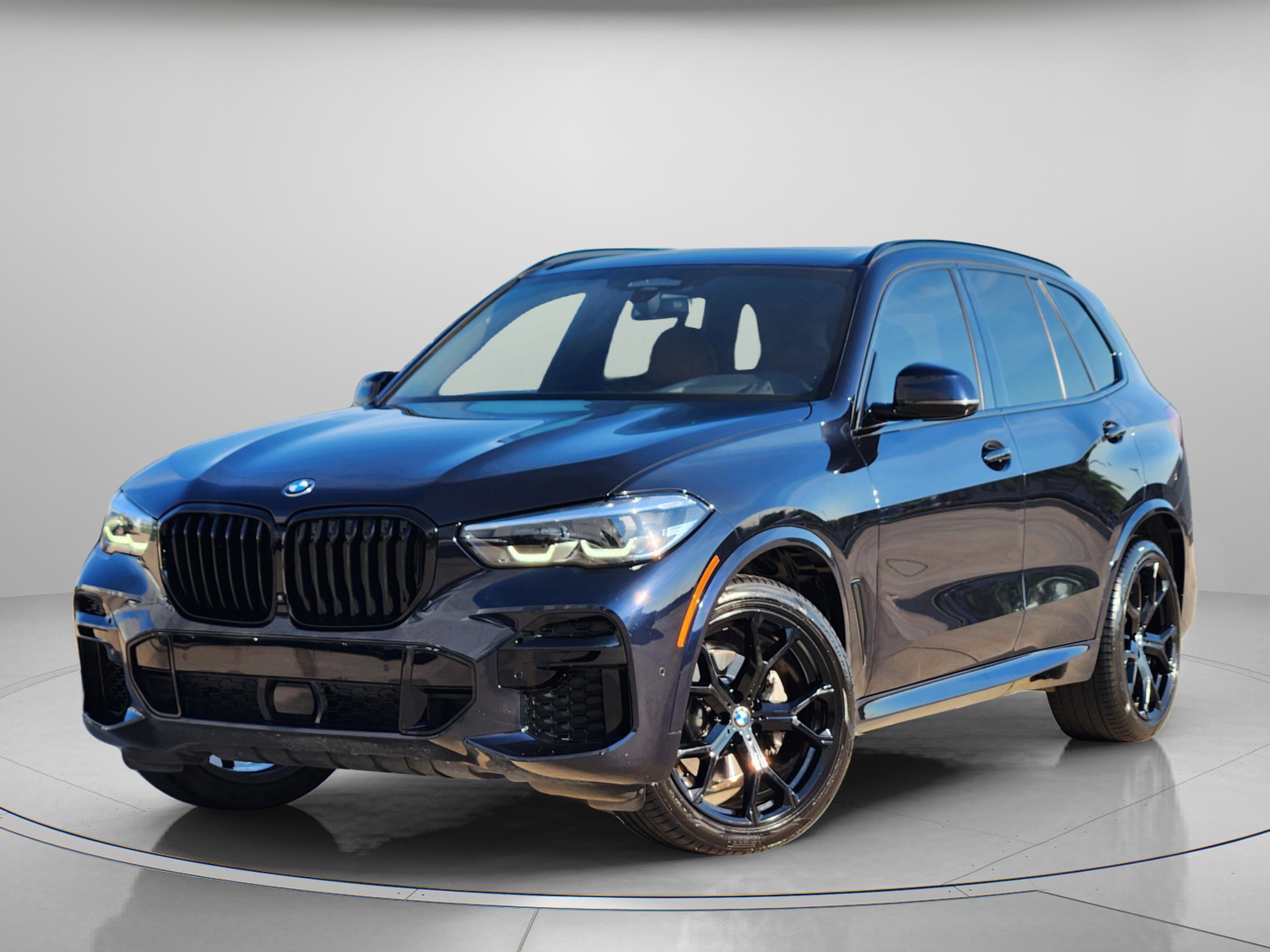 Used 2022 BMW X5 xDrive40i w/ M Sport Package AWD/4WD image 1