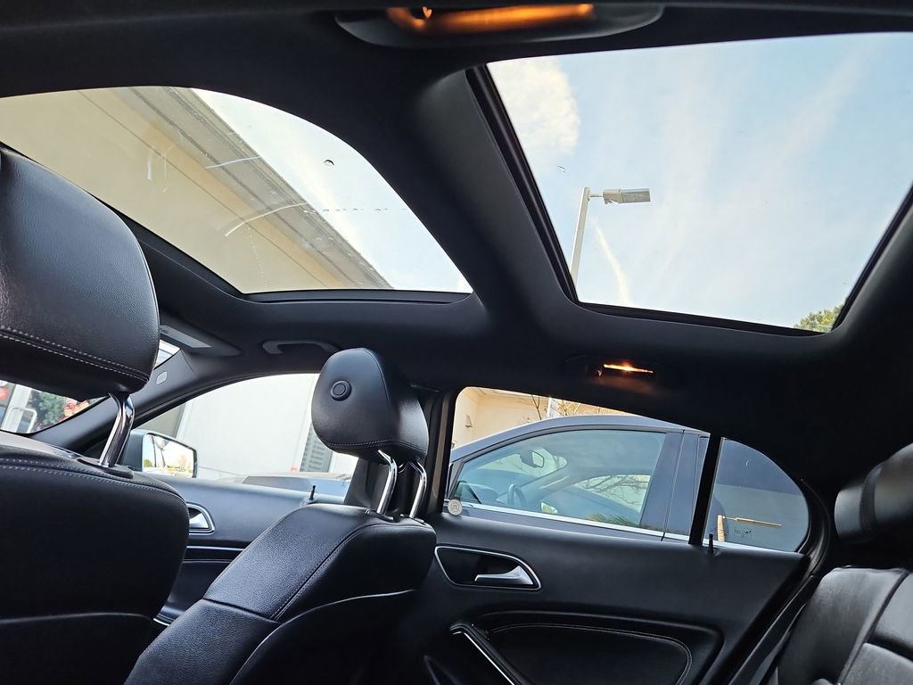 Used 2018 Mercedes-Benz GLA 250 image 22