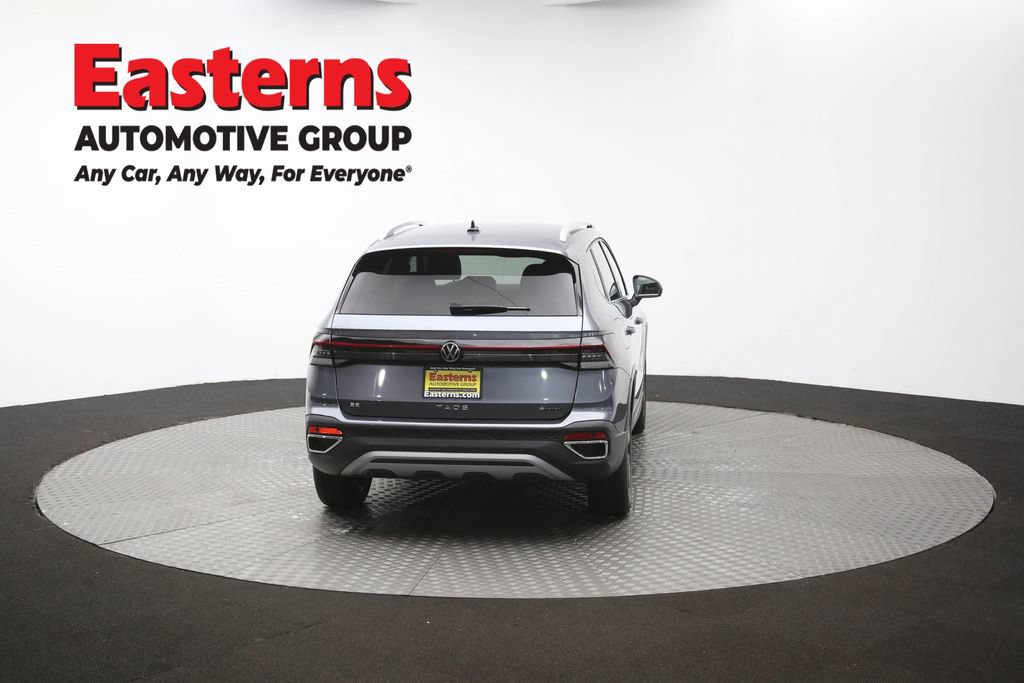 Used 2025 Volkswagen Taos SE AWD/4WD image 35