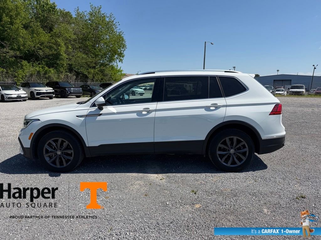 Used 2022 Volkswagen Tiguan SE image 2