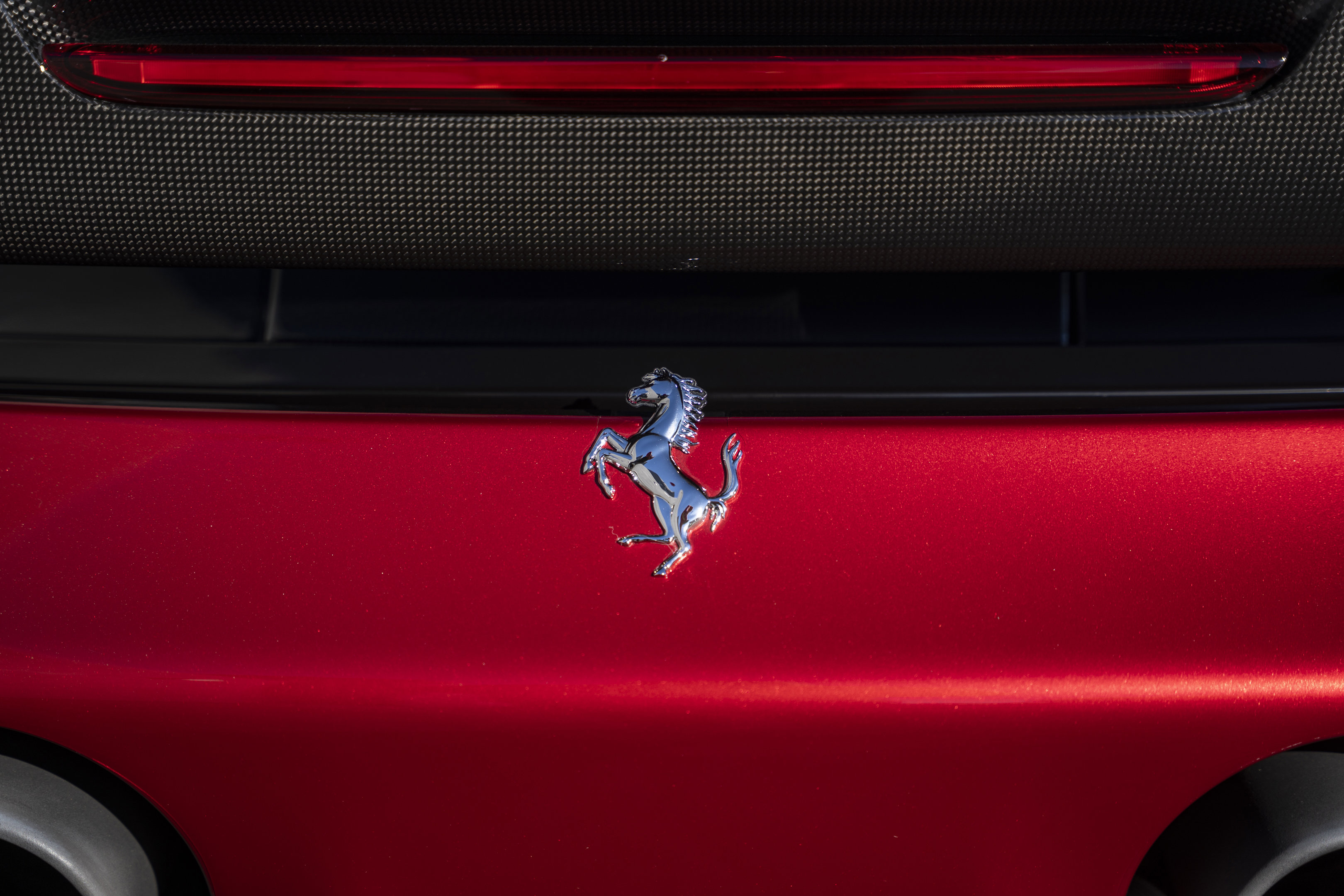 Used 2022 Ferrari SF90 Spider image 15