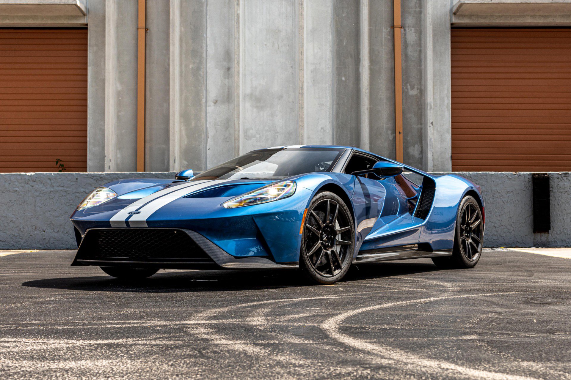Used 2019 Ford GT image 24