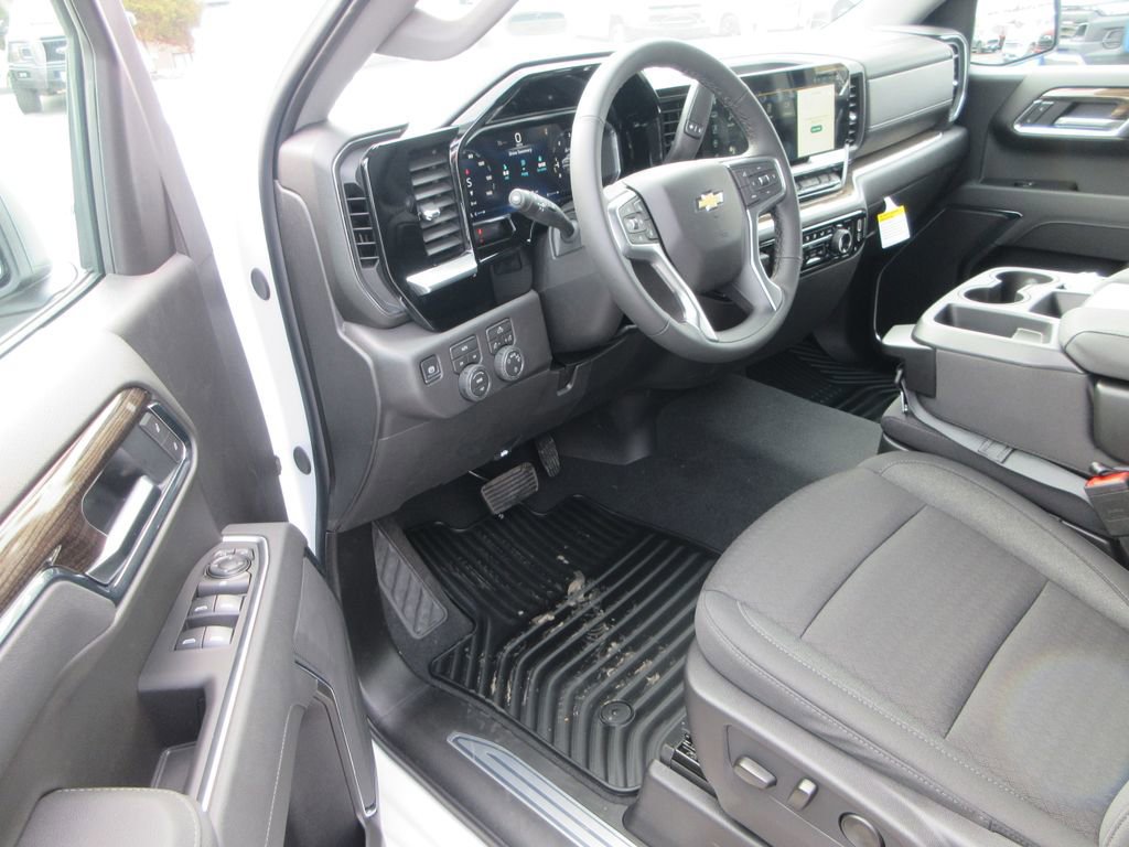 New 2026 Chevrolet Silverado 1500 LT image 14
