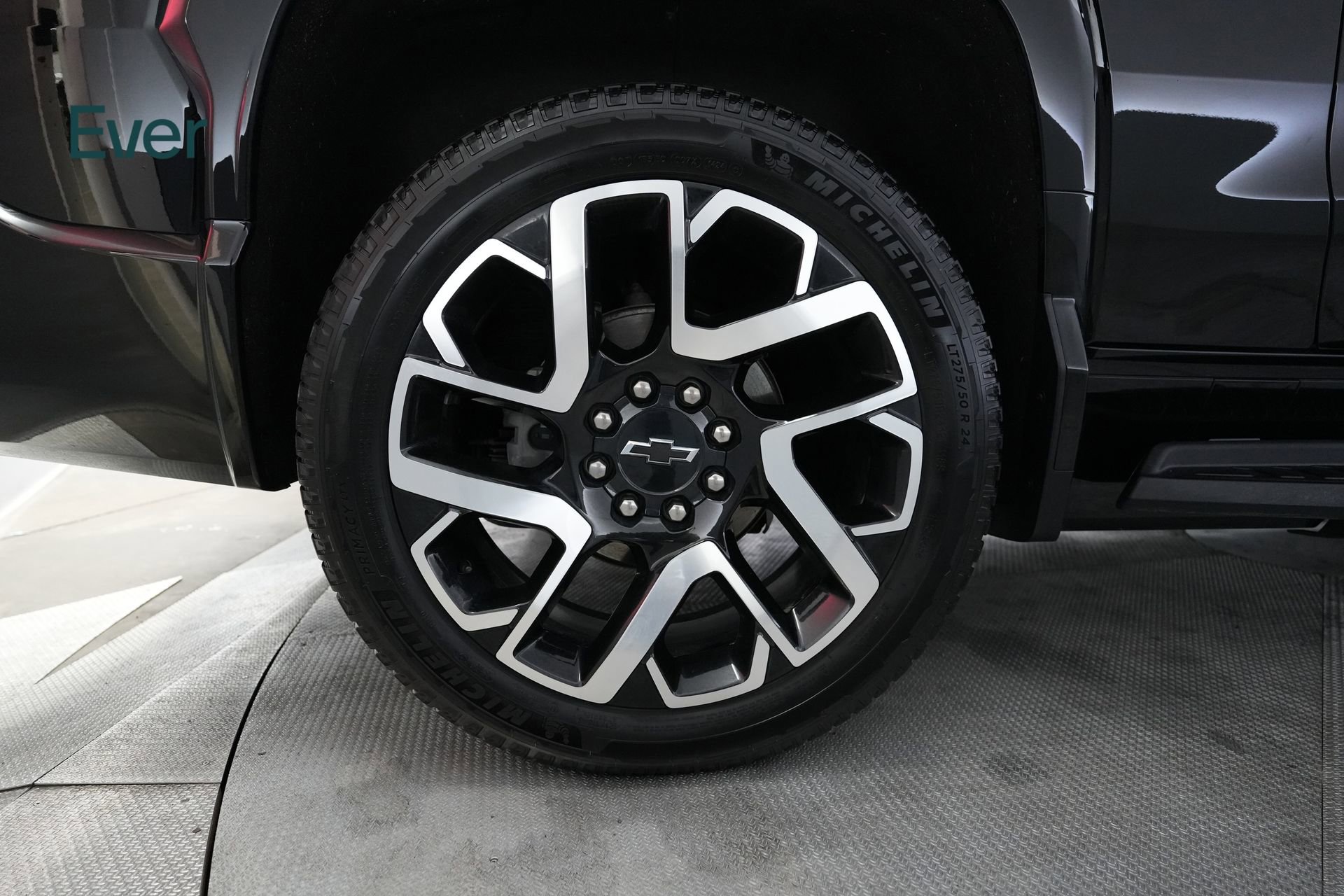 Used 2024 Chevrolet Silverado EV RST image 16