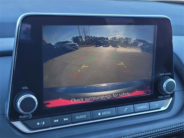 Used 2025 Nissan Rogue SV w/ SV Premium Package image 24