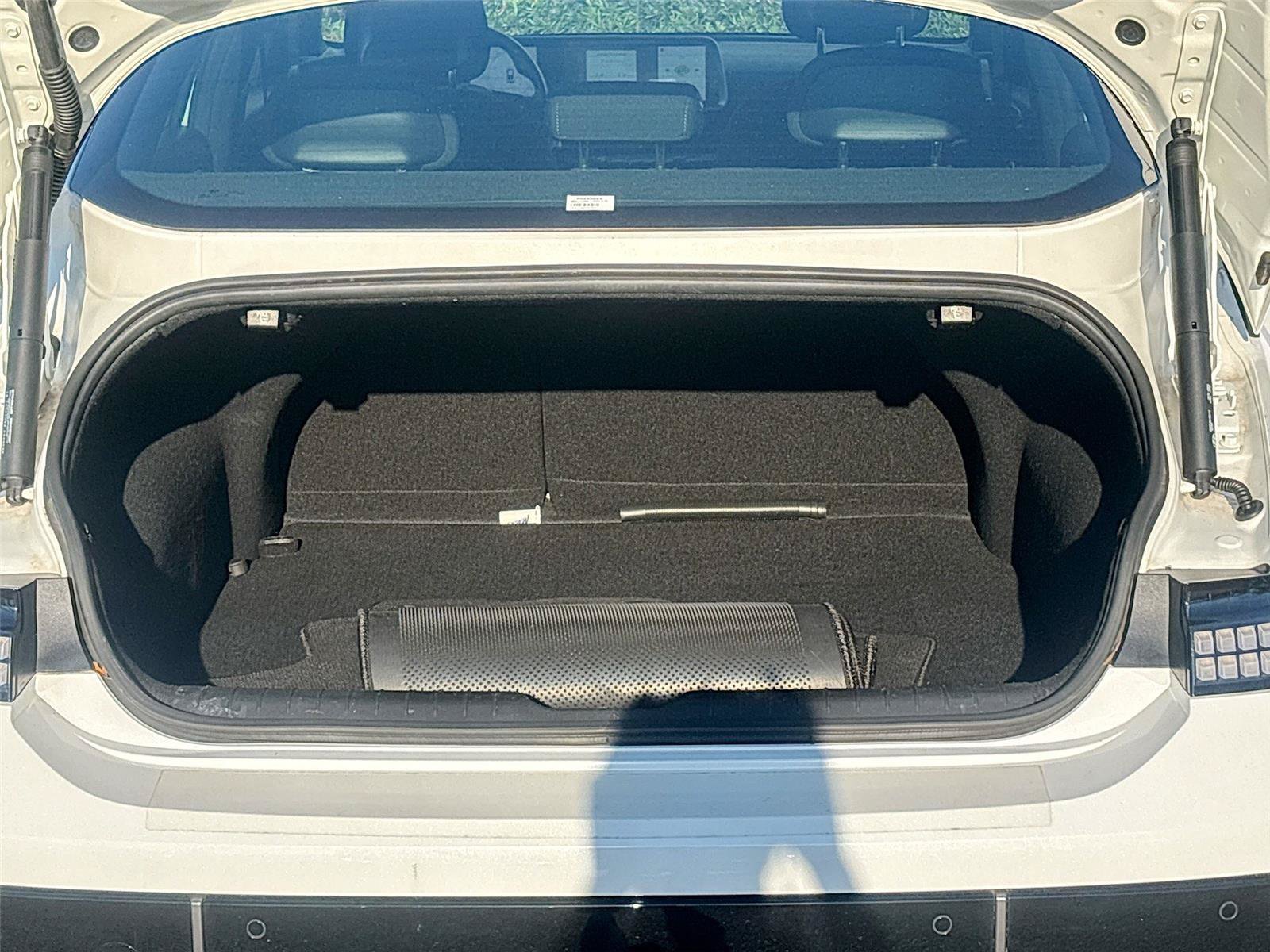 Used 2023 Hyundai Ioniq 6 SE RWD image 26