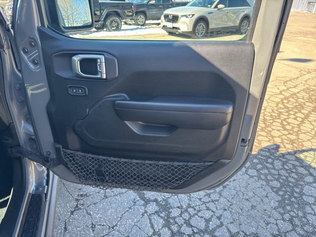 Used 2020 Jeep Gladiator Rubicon image 15