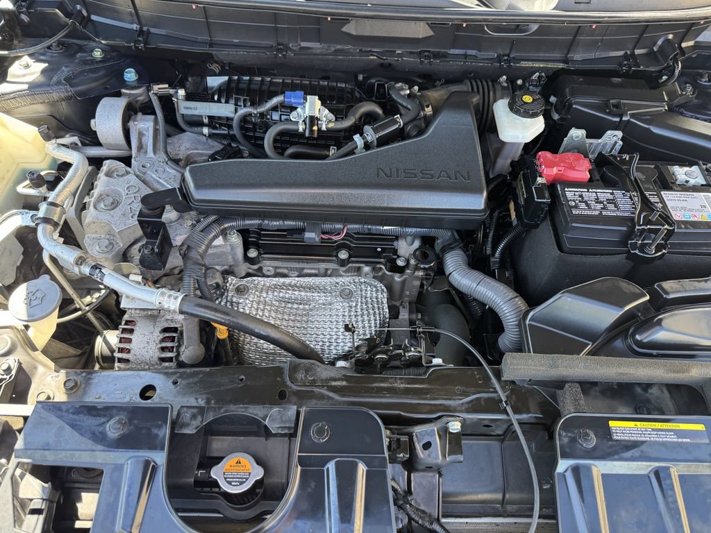 Used 2020 Nissan Rogue S AWD/4WD image 12