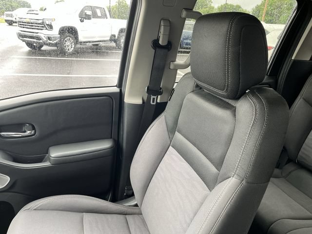 Certified 2022 Nissan Frontier SV RWD image 23