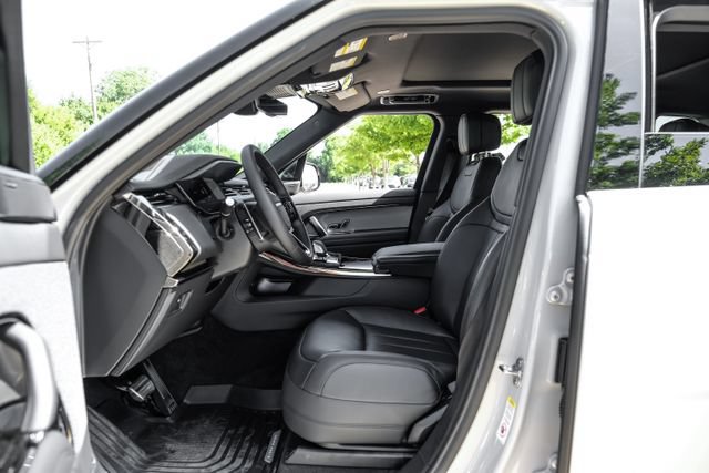 New 2026 Land Rover Range Rover Sport Dynamic SE AWD/4WD image 4