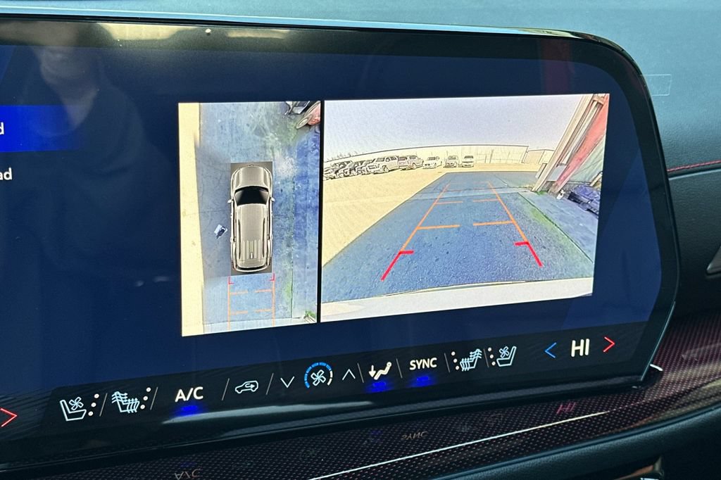 New 2026 Chevrolet Traverse RS FWD image 20