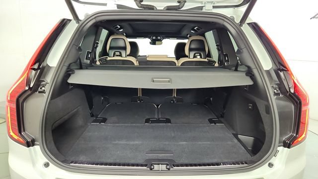 New 2026 Volvo XC90 T8 Plus w/ Protection Package AWD/4WD image 43