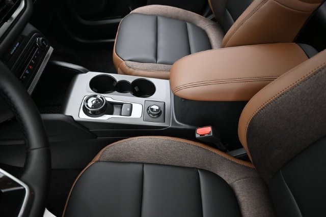 New 2026 Ford Bronco Sport Outer Banks w/ Outer Banks Tech Package+ AWD/4WD image 33