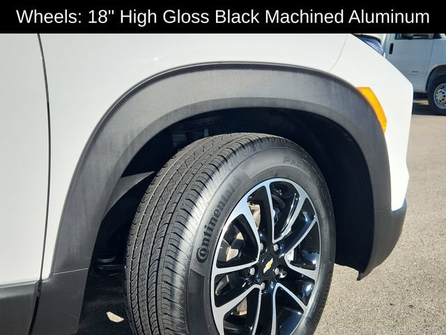 Used 2025 Chevrolet TrailBlazer LT AWD/4WD image 19