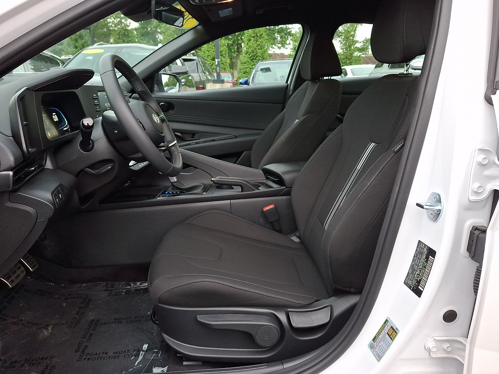 Used 2026 Hyundai Elantra Sport FWD image 13