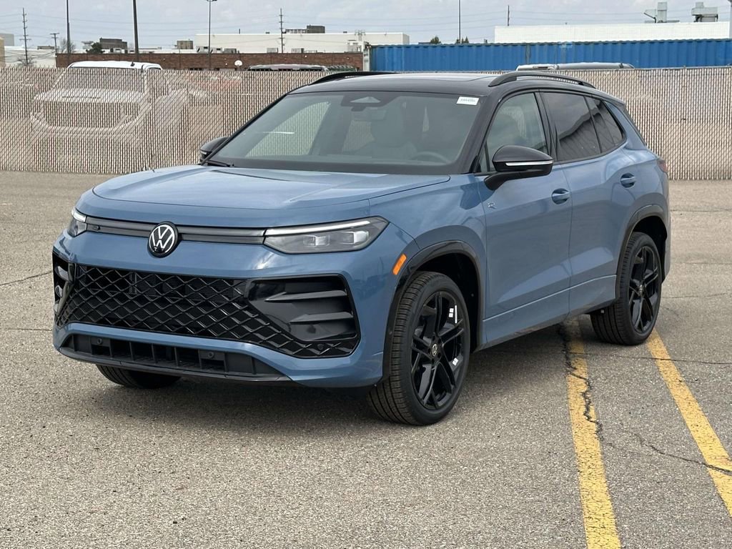 New 2026 Volkswagen Tiguan SE R-Line