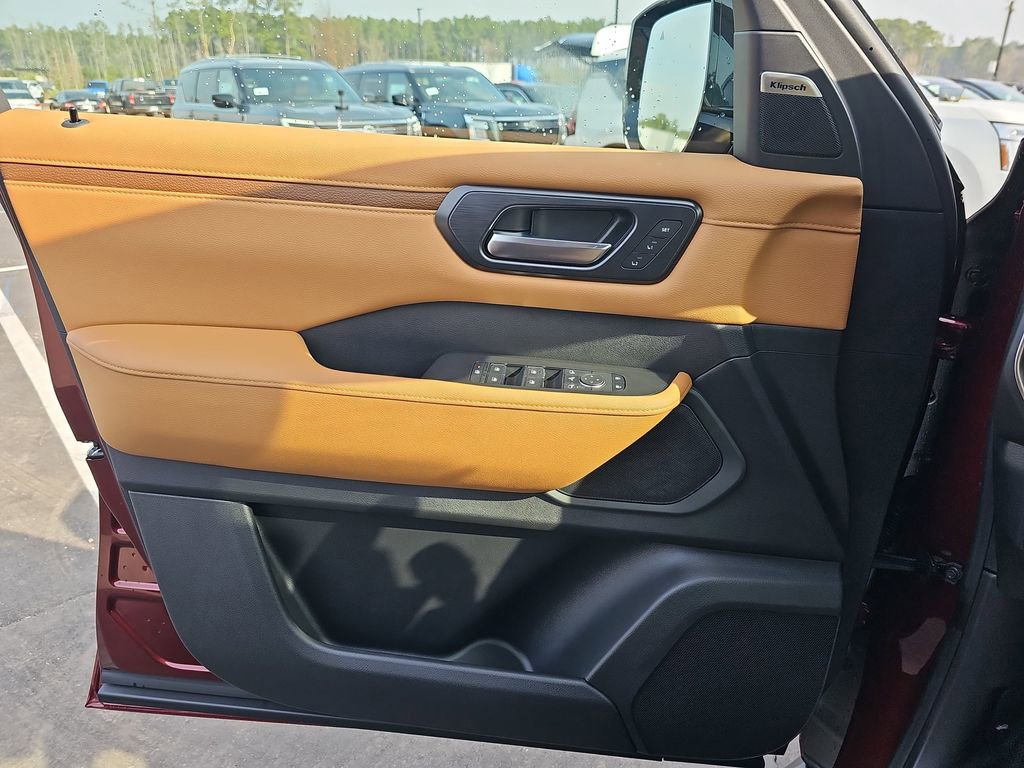 New 2026 Nissan Armada SL w/ Captain's Chari Seat Package RWD image 32
