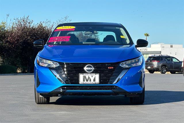 New 2025 Nissan Sentra SR w/ SR Premium Package FWD image 6