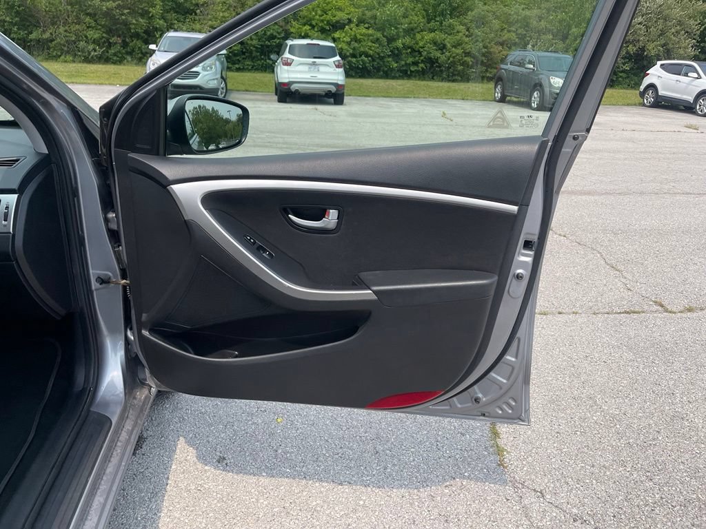 Used 2014 Hyundai Elantra GT FWD image 20