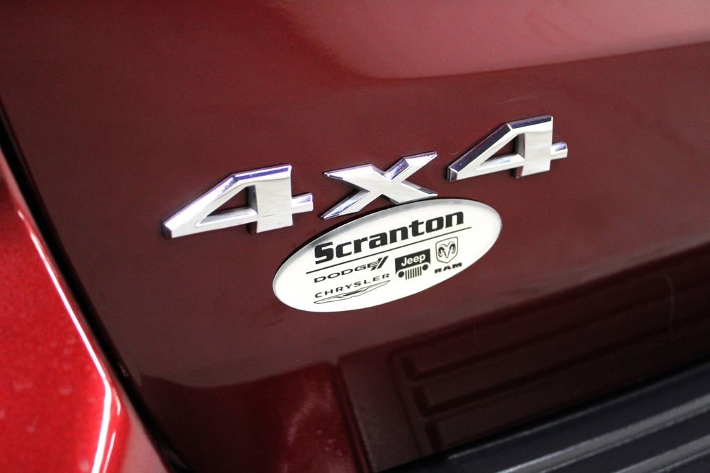 Used 2019 Jeep Grand Cherokee Laredo image 35