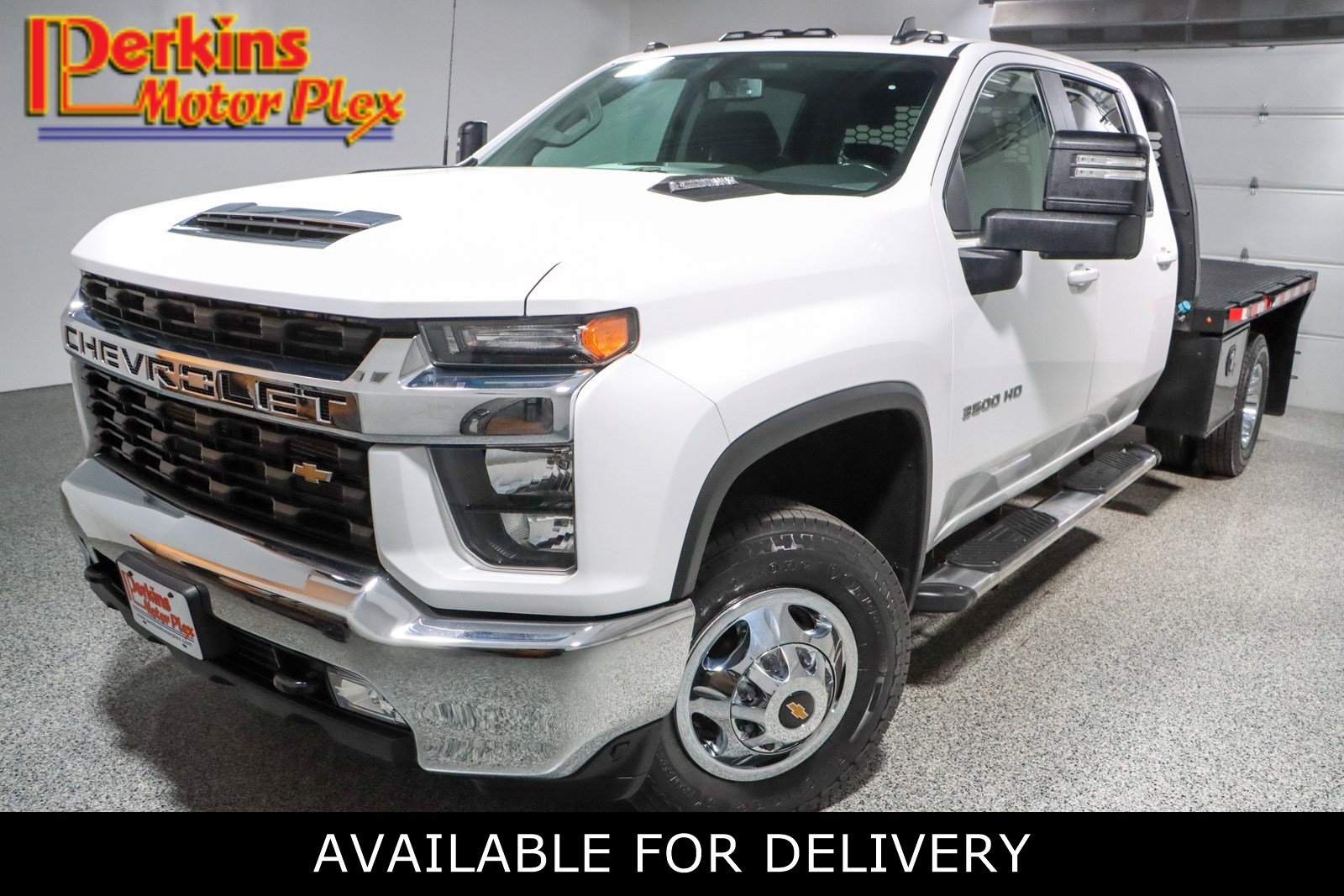 Used 2023 Chevrolet Silverado 3500 LT w/ Convenience Package AWD/4WD image 1