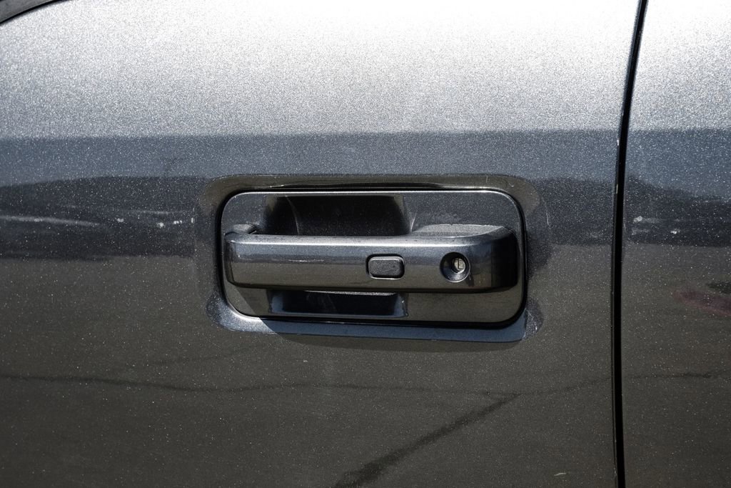 Used 2017 Ford F150 Raptor w/ Equipment Group 802A Luxury image 47